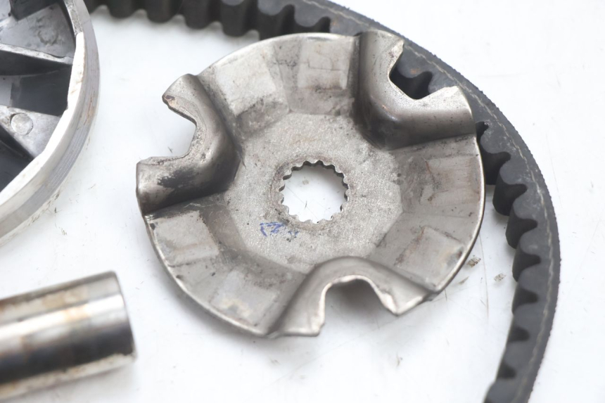 photo de VARIATORE KEEWAY FOCUS 50 (2006 - 2009) - Zoom sullo stato d'uso