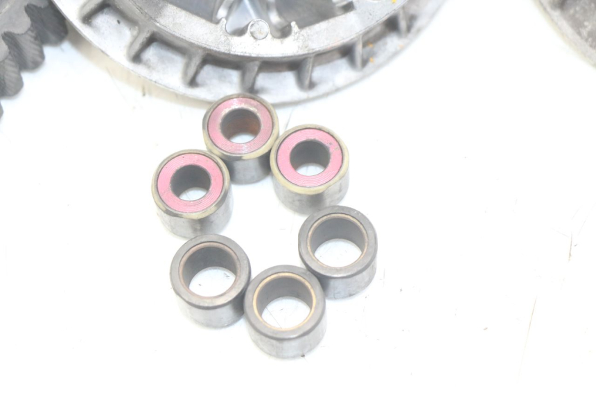 photo de VARIATORE HONDA FORZA 125 (2015 - 2016) - Altra angolazione