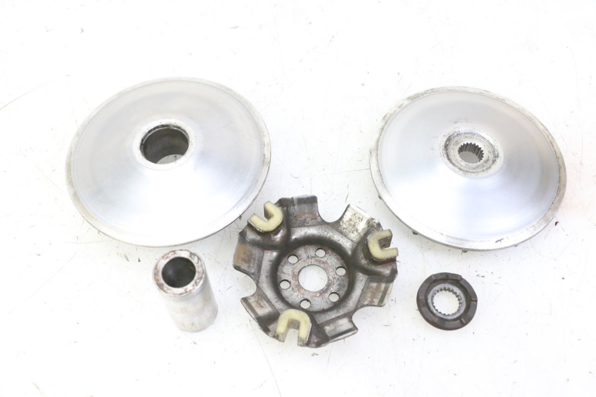 photo de VARIATORE KYMCO GRAND DINK 125 (2002 - 2007) - Primo piano tecnico