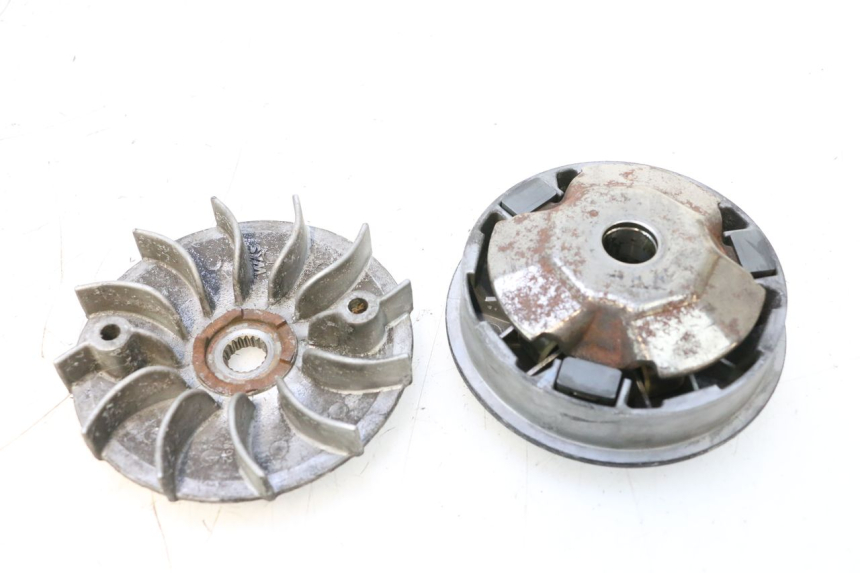 photo de VARIATORE SYM GTS EVO 125 (2009 - 2013) - Primo piano tecnico