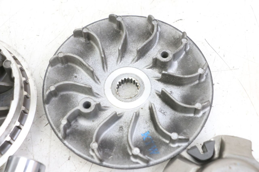 photo de VARIATORE HONDA SH i 300 (2015 - 2020) - Caratteristiche distintive