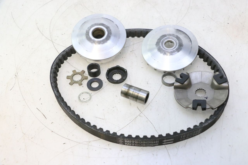 photo de VARIATORE KEEWAY HURRICANE 50 (2006 - 2019) - Altra angolazione