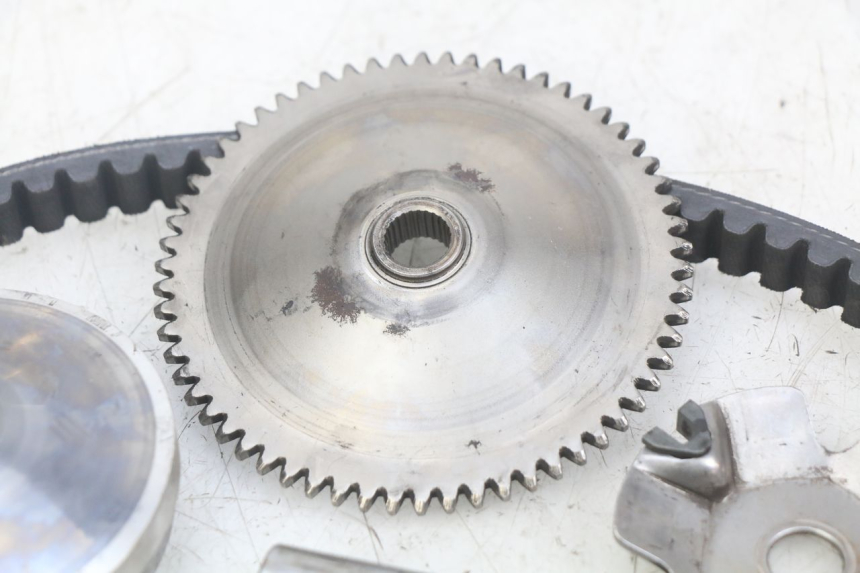 photo de VARIATORE SYM JET SPORT XR 50 (2006 - 2015) - Dettagli dei punti di fissaggio