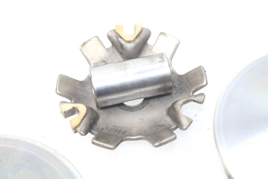 photo de VARIATORE PEUGEOT KISBEE 2T 50 (2018 - 2022) - Altra angolazione
