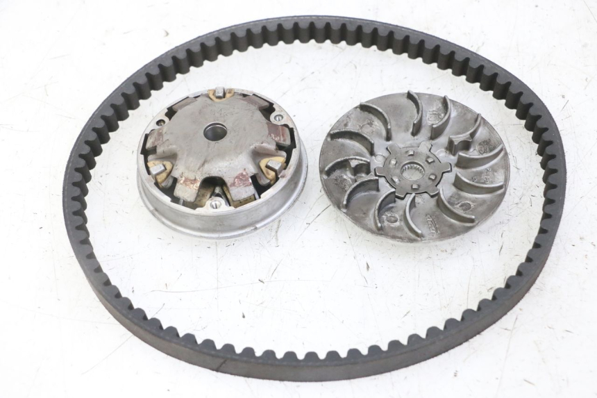 photo de VARIATORE PEUGEOT KISBEE 2T 50 (2018 - 2022) - Altra angolazione