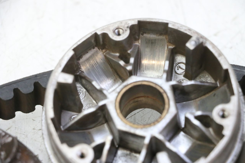 photo de VARIATORE PEUGEOT KISBEE 2T 50 (2010 - 2017) - Foto prodotto supplementare