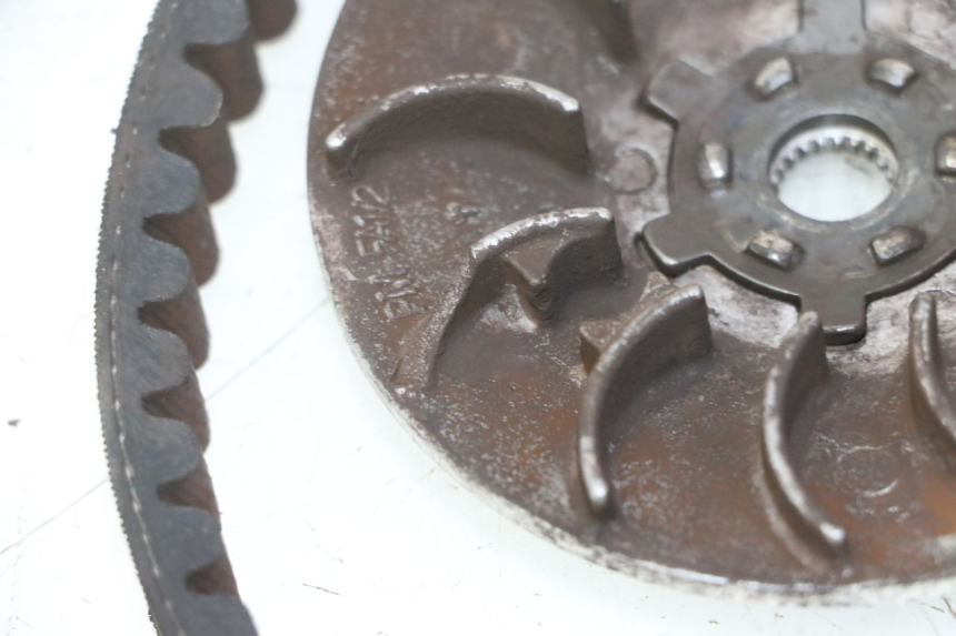 photo de VARIATORE PEUGEOT KISBEE 2T 50 (2010 - 2017) - Zoom sullo stato d'uso