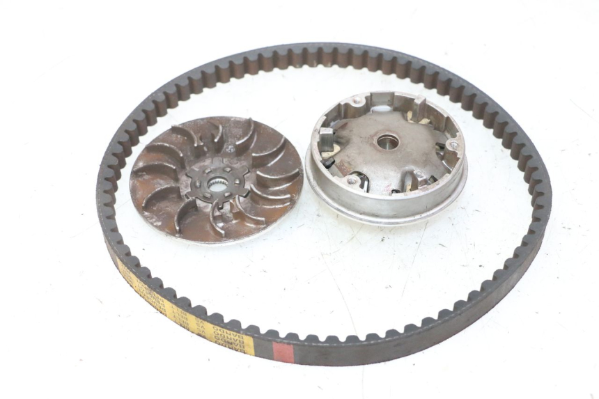 photo de VARIATORE PEUGEOT KISBEE 2T 50 (2010 - 2017) - Altra angolazione