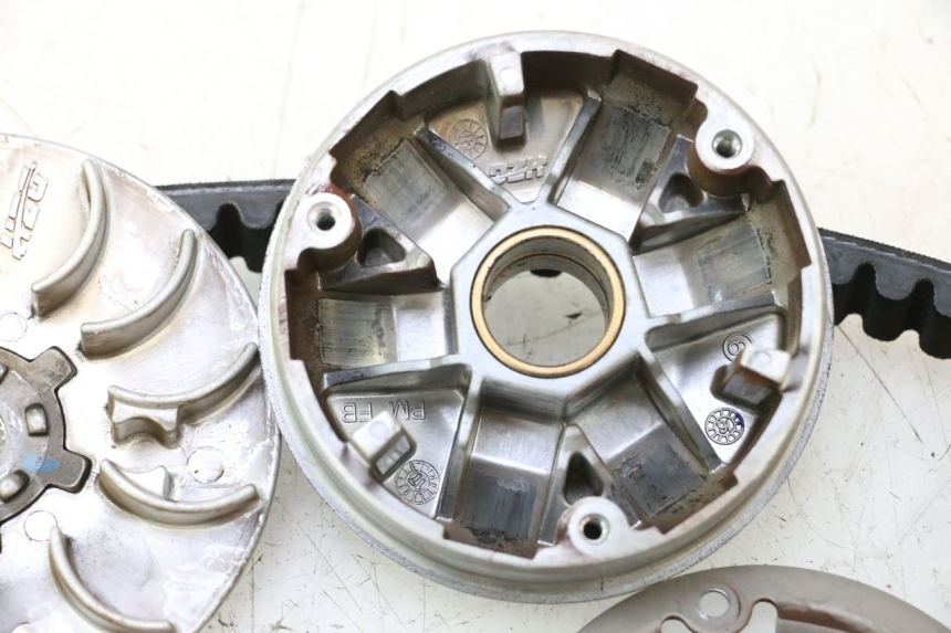 photo de VARIATORE PEUGEOT KISBEE 2T 50 (2018 - 2022) - Caratteristiche distintive