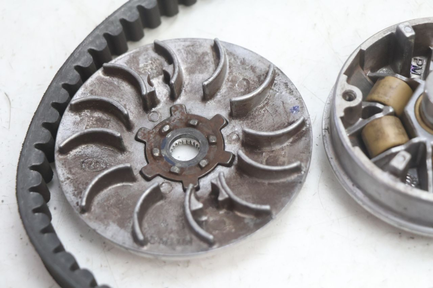 photo de VARIATORE PEUGEOT KISBEE 2T 50 (2010 - 2017) - Ricambio usato controllato