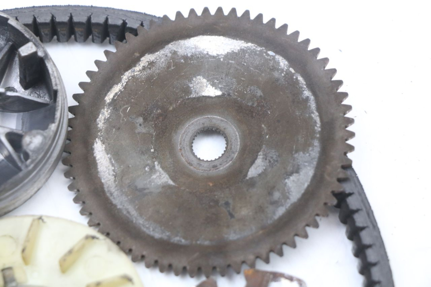 photo de VARIATORE PEUGEOT KISBEE 4T 50 (2018 - 2022) - Altra angolazione