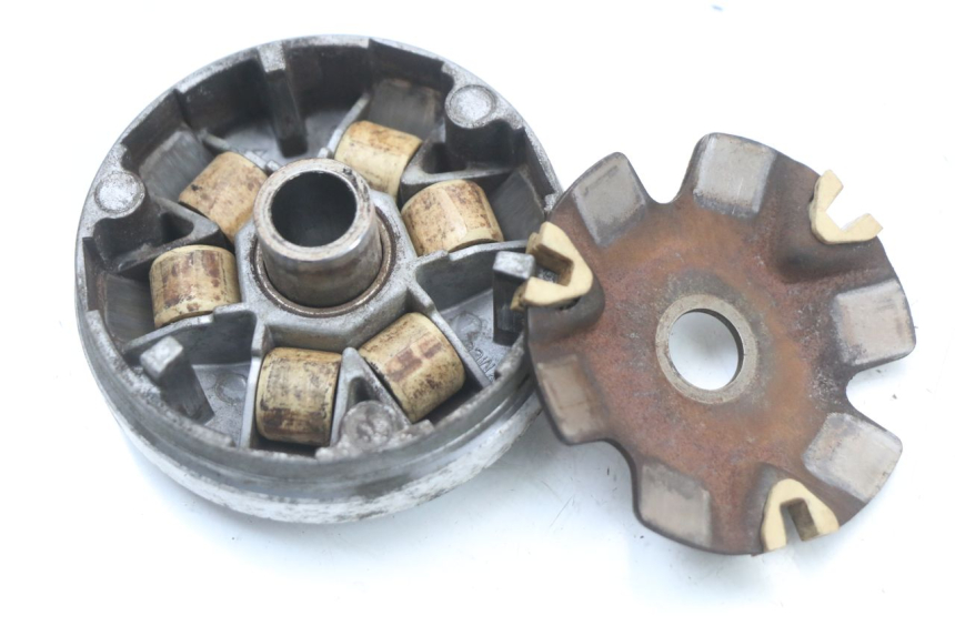 photo de VARIATORE PEUGEOT KISBEE 4T 50 (2018 - 2022) - Altra angolazione