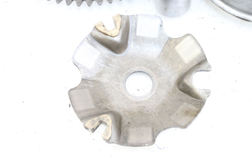 photo de VARIATORE PEUGEOT KISBEE 4T 50 (2010 - 2017) - Dettaglio del componente