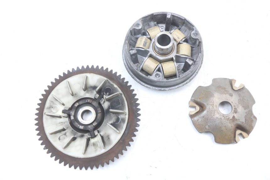 photo de VARIATORE PEUGEOT KISBEE 4T 50 (2010 - 2017) - Zoom sullo stato d'uso