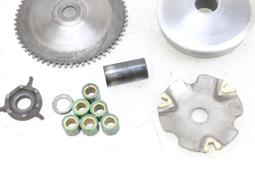 photo de VARIATORE PEUGEOT KISBEE 4T 50 (2010 - 2017) - Primo piano tecnico