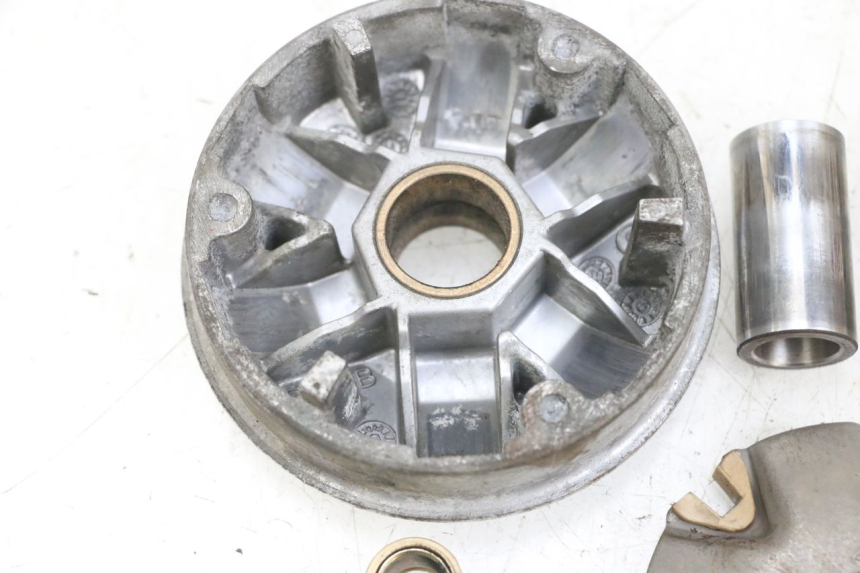 photo de VARIATORE PEUGEOT KISBEE 4T 50 (2010 - 2017) - Ispezione visiva dettagliata