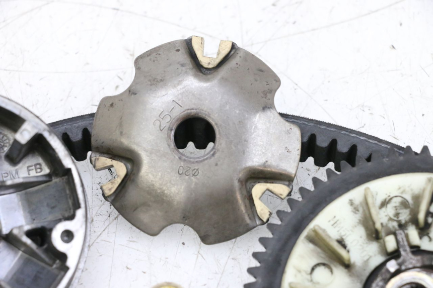 photo de VARIATORE PEUGEOT KISBEE 4T 50 (2018 - 2022) - Marcature e riferimenti originali