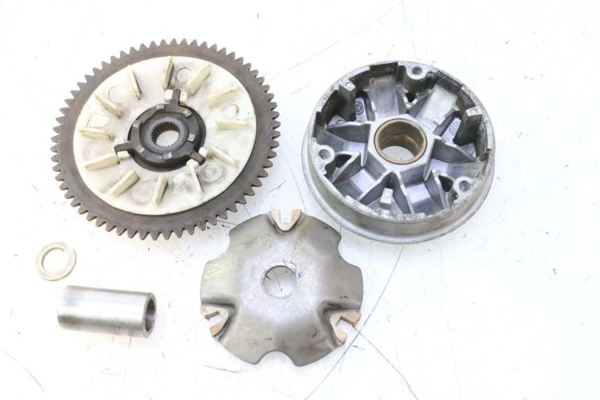 photo de VARIATORE PEUGEOT KISBEE 4T 50 (2010 - 2017) - Stato della superficie e materiale