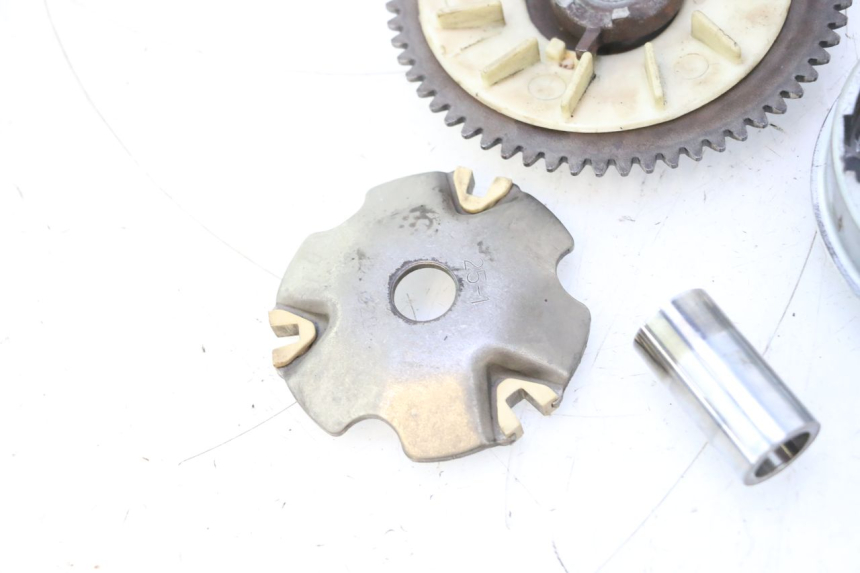 photo de VARIATORE PEUGEOT KISBEE 4T 50 (2010 - 2017) - Ricambio usato controllato