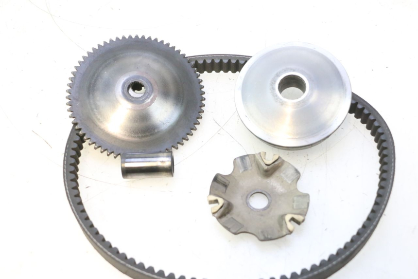 photo de VARIATORE PEUGEOT KISBEE 4T 50 (2023 - 2026) - Primo piano tecnico