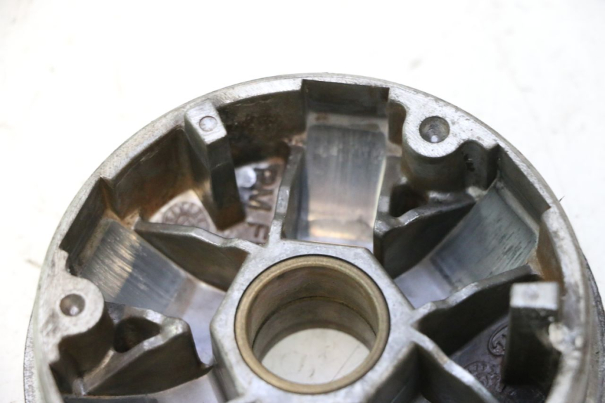 photo de VARIATORE PEUGEOT KISBEE 4T 50 (2010 - 2017) - Altra vista dell'articolo