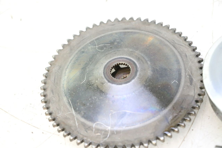 photo de VARIATORE PEUGEOT KISBEE 4T 50 (2010 - 2017) - Zoom sullo stato d'uso