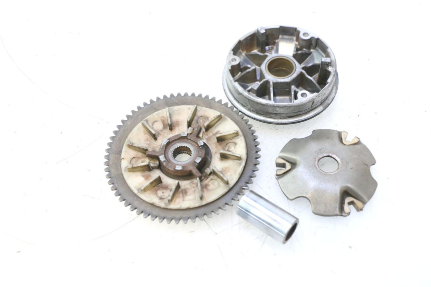 photo de VARIATORE PEUGEOT KISBEE 4T 50 (2010 - 2017) - Dettagli dei punti di fissaggio