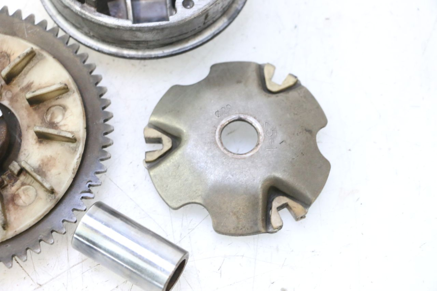 photo de VARIATORE PEUGEOT KISBEE 4T 50 (2010 - 2017) - Stato della superficie e materiale