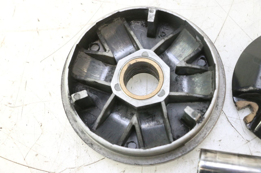photo de VARIATORE PEUGEOT KISBEE 4T 50 (2018 - 2022) - Zoom sullo stato d'uso
