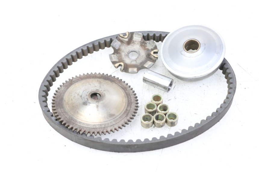 photo de VARIATORE KYMCO AGILITY 4T 50 (2018 - 2022) - Dettagli dei punti di fissaggio