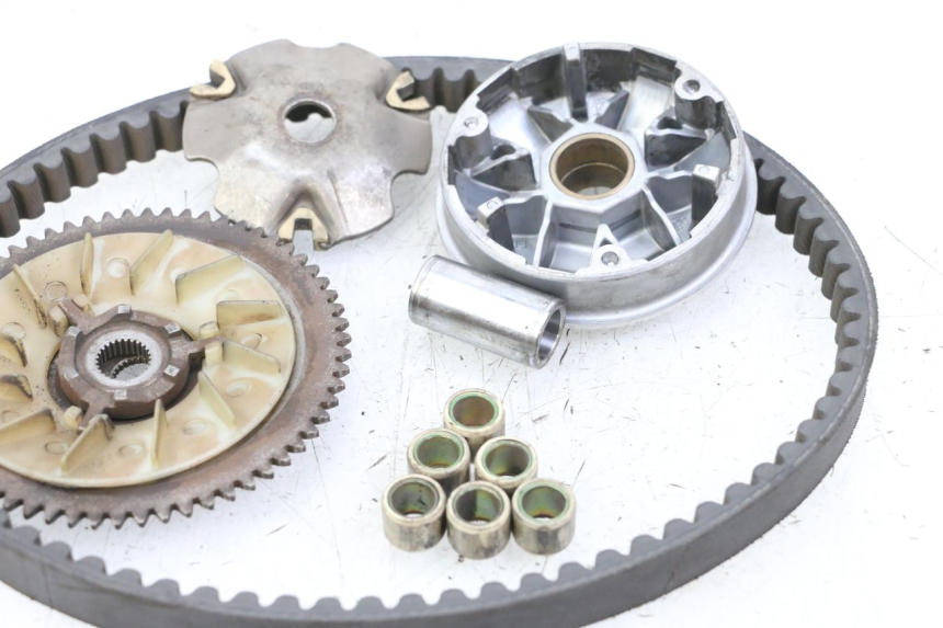 photo de VARIATORE KYMCO AGILITY 4T 50 (2018 - 2022) - Stato della superficie e materiale