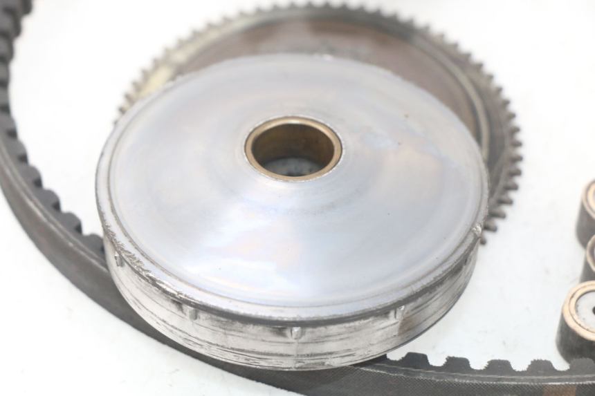 photo de Variatore PIAGGIO LIBERTY 4T 50 (2009 - 2015) - Zoom sullo stato d'uso