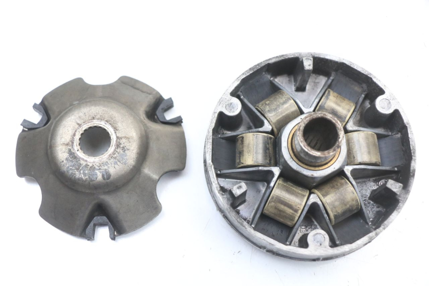 photo de VARIATORE PIAGGIO LIBERTY 4T 50 (2018 - 2021) - Zoom sullo stato d'uso