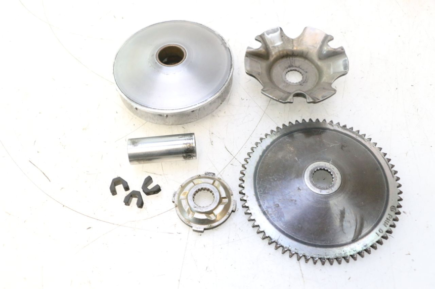 photo de VARIATORE PIAGGIO LIBERTY IGET 4T 50 (2021 - 2025) - Stato della superficie e materiale