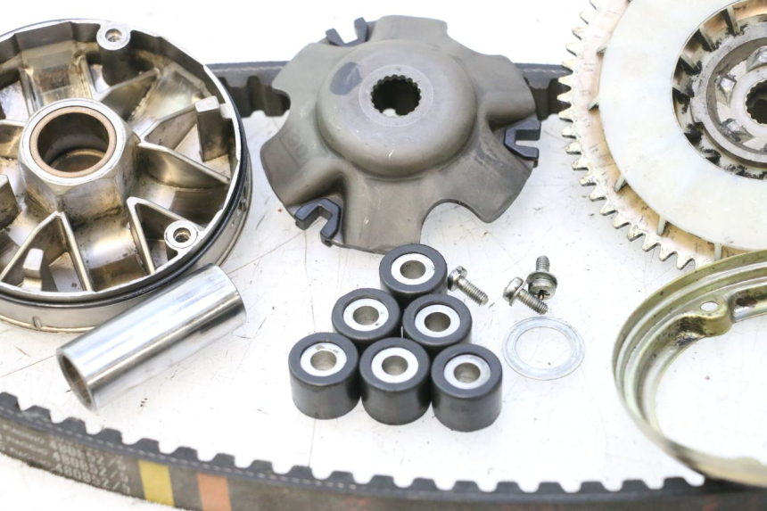 photo de VARIATORE PIAGGIO LIBERTY 50 (1998 - 2003) - Zoom sui componenti