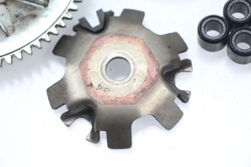 photo de VARIATORE PEUGEOT LOOXOR 50 (2001 - 2004) - Altra angolazione