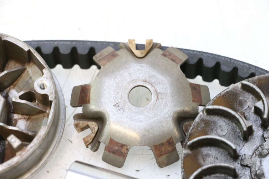 photo de VARIATORE PEUGEOT LUDIX ONE 14P 50 (2004 - 2013) - Primo piano ad alta risoluzione