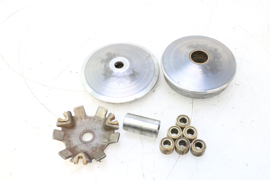 photo de VARIATORE PEUGEOT LUDIX ONE 50 (2004 - 2013) - Dettagli dei punti di fissaggio