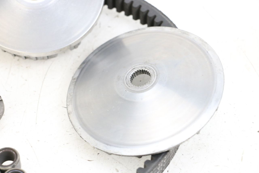 photo de VARIATORE SYM MIO 50 (2005 - 2010) - Primo piano tecnico