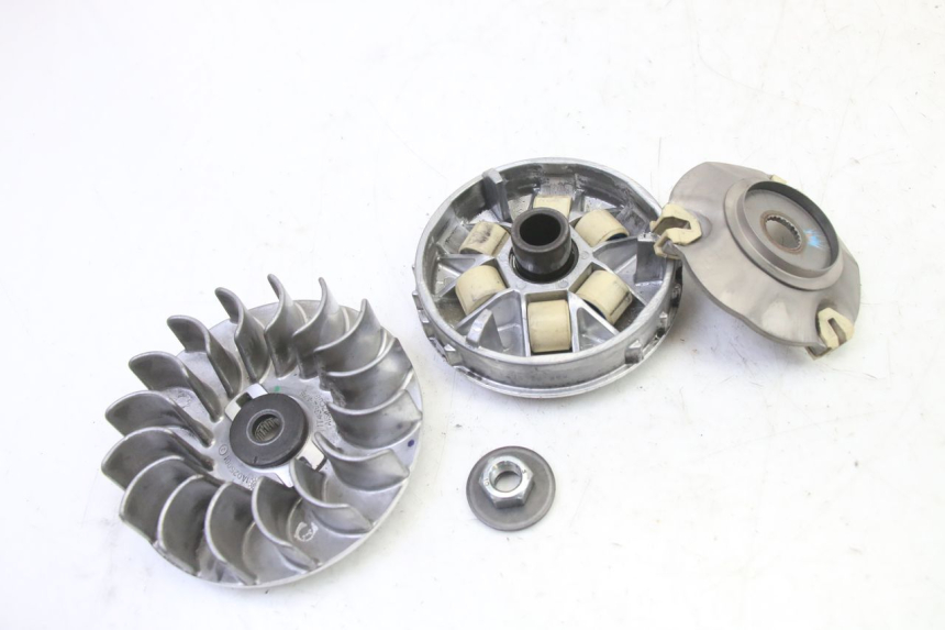 photo de VARIATORE PIAGGIO MP3 HPE 310 (2024 - 2025) - Zoom sullo stato d'uso