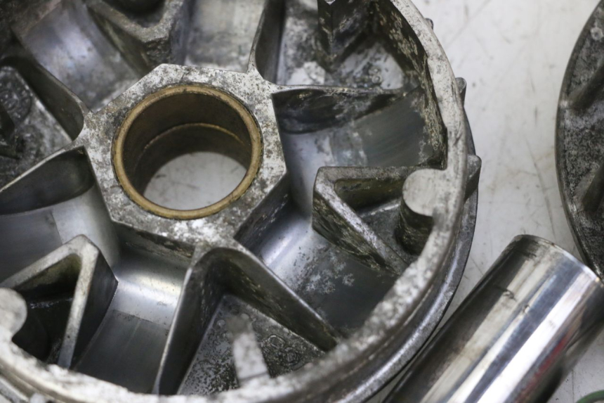 photo de VARIATORE PIAGGIO MP3 RL 250 (2006 - 2010) - Caratteristiche distintive