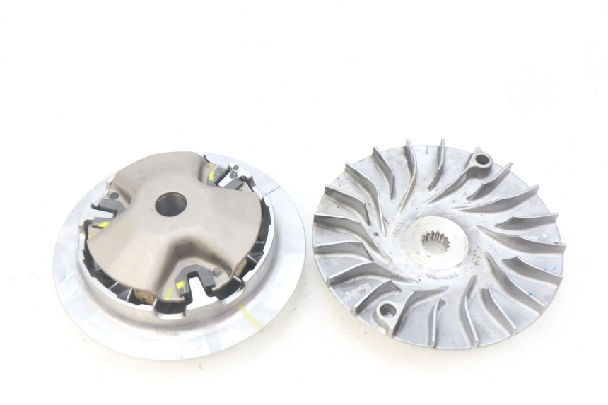 photo de VARIATORE YAMAHA N-MAX NMAX 125 (2017 - 2020) - Dettaglio del componente