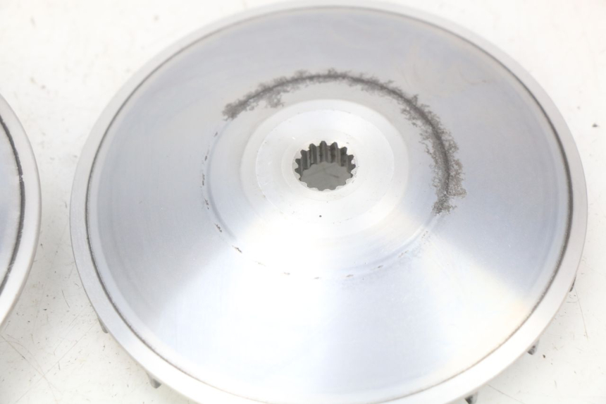 photo de VARIATORE YAMAHA N-MAX NMAX 125 (2017 - 2020) - Primo piano tecnico