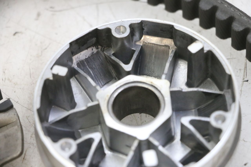 photo de VARIATORE KYMCO LIKE 4T 50 (2019 - 2025) - Zoom sullo stato d'uso