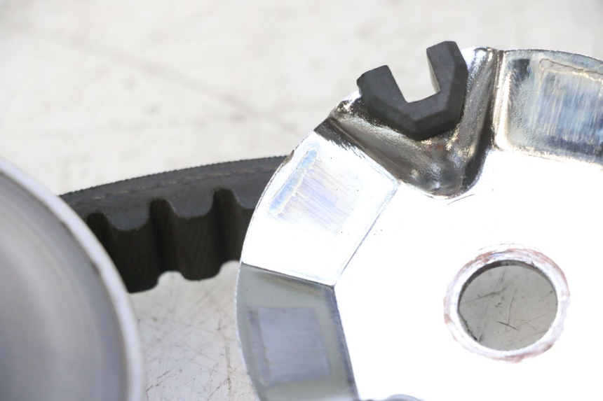 photo de VARIATORE KYMCO LIKE 4T 50 (2019 - 2025) - Dettagli dei punti di fissaggio