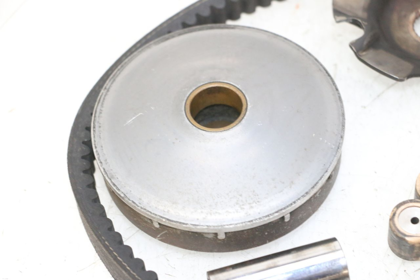 photo de VARIATORE PIAGGIO NEW TYPHOON 50 (2010 - 2017) - Primo piano tecnico