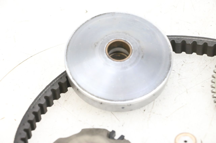 photo de VARIATORE PIAGGIO NEW TYPHOON 50 (2018 - 2021) - Primo piano tecnico