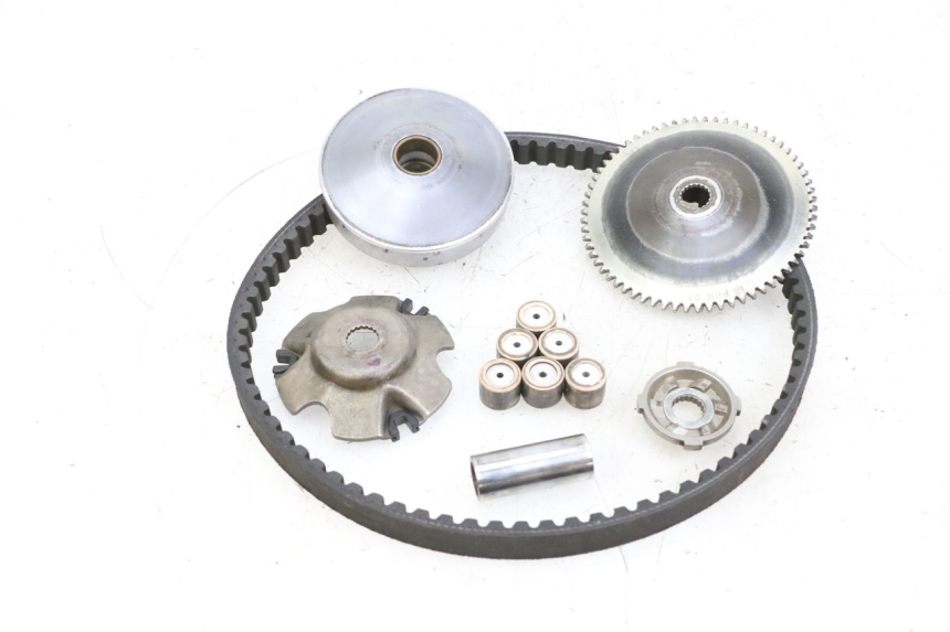 photo de VARIATORE PIAGGIO NEW TYPHOON 50 (2018 - 2021) - Dettagli dei punti di fissaggio