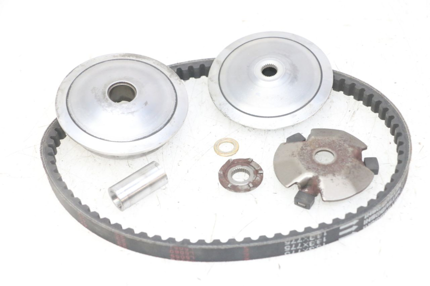 photo de VARIATORE SYM ORBIT 2 4T 50 (2008 - 2017) - Dettagli dei punti di fissaggio