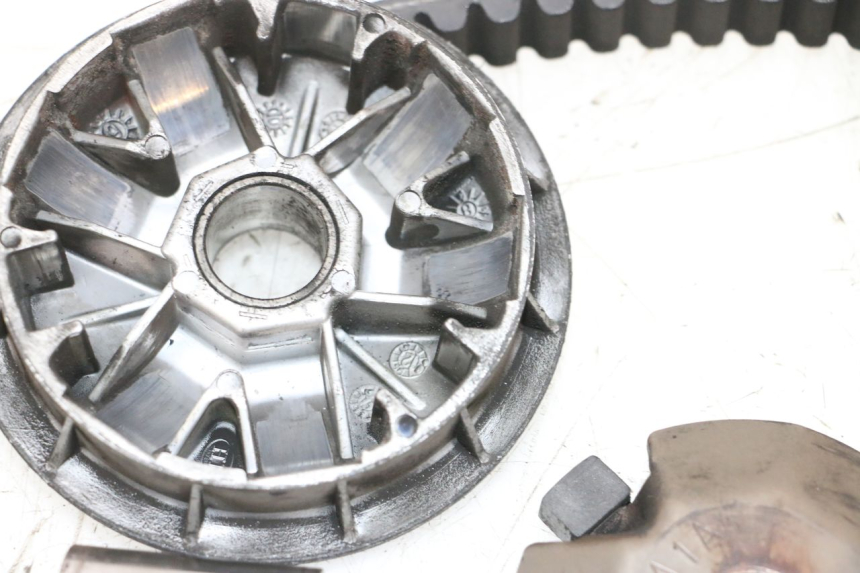 photo de VARIATORE SYM ORBIT 2 4T 50 (2008 - 2017) - Altra vista dell'articolo